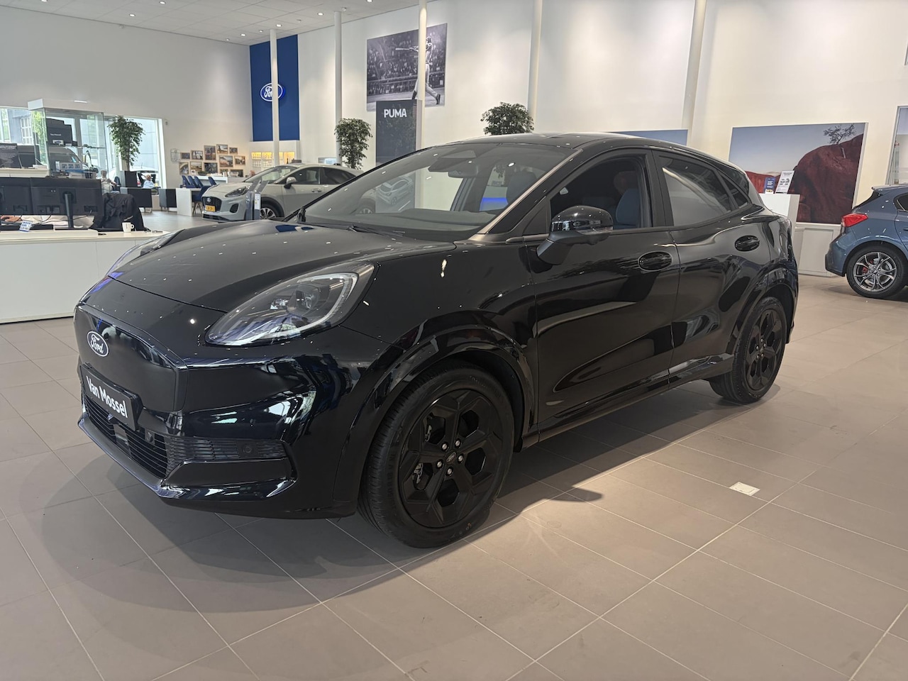 Ford Puma Gen-E - BlueCruise Edition 47 kWh | WINTER PAKKET | KEYLESS ENTRY | DODEHOEK HERKENNING | BANG & O - AutoWereld.nl