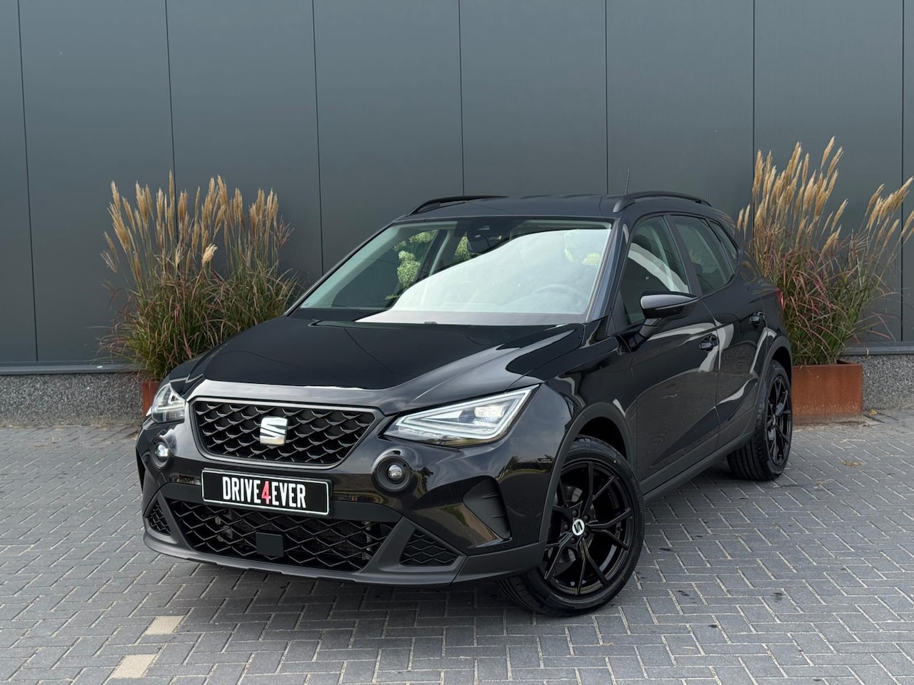 SEAT Arona - 1.0 TSI Style | LED | Carplay | PDC - AutoWereld.nl