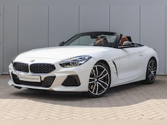 BMW Z4 Roadster - sDrive30i High Executive M Sport Automaat / Achteruitrijcamera / Laserlicht / Comfortstoel