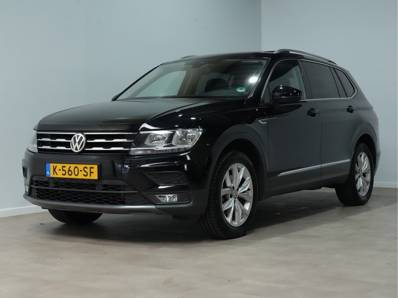 Volkswagen Tiguan Allspace - 1.5 TSI 150pk Comfortline Business 7p. DSG / Navigatie / Panoramadak / Trekhaak 276 - AutoWereld.nl