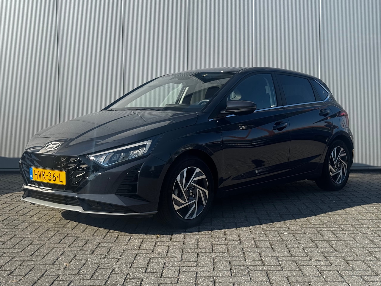 Hyundai i20 - 1.0 T-GDI 100pk Premium | Carplay | Climate control | Cruise control | Stoel/stuurverwarmi - AutoWereld.nl