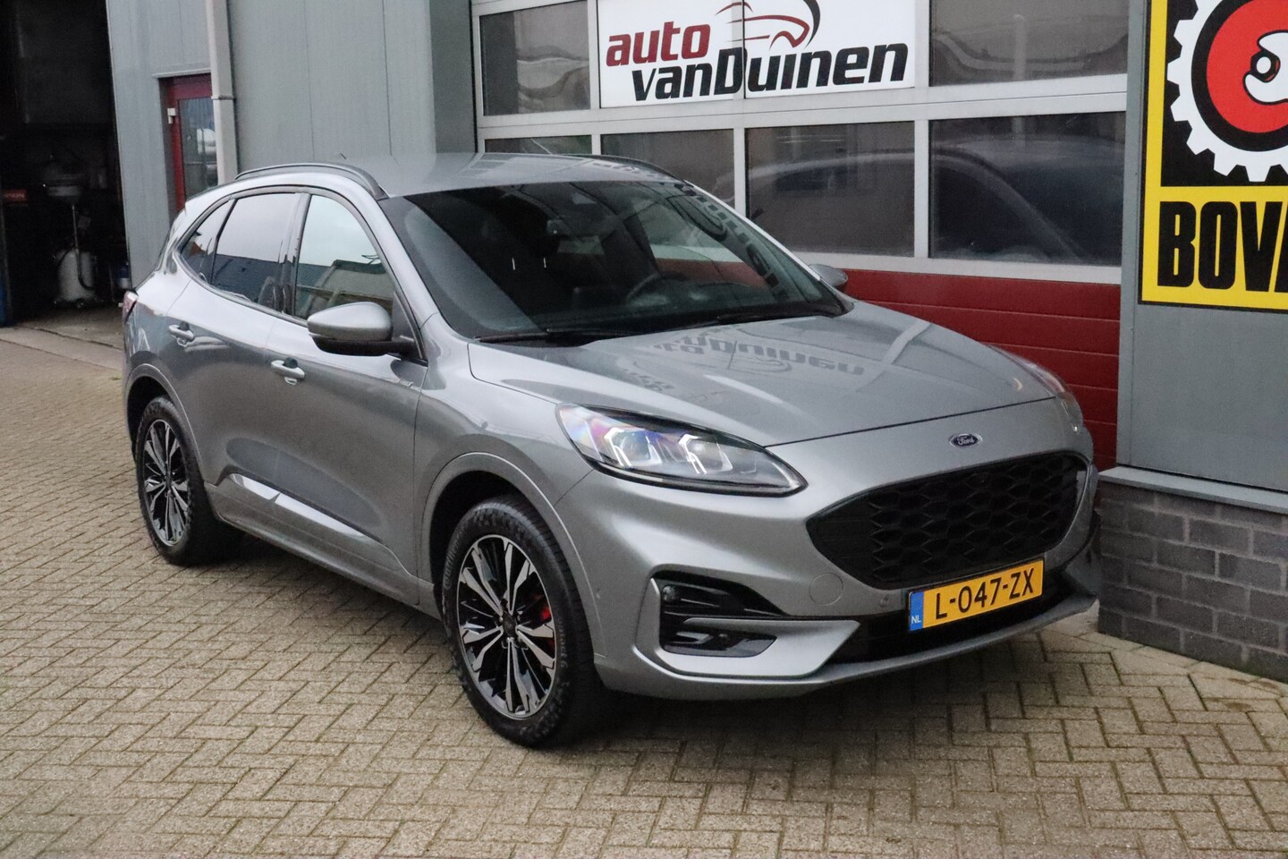 Ford Kuga - 2.5 PHEV ST-Line X O.a: Stoel+stuurverw, B&O, HUD, ACC, PDC, Rijklaar, Etc. All-in prijs! - AutoWereld.nl