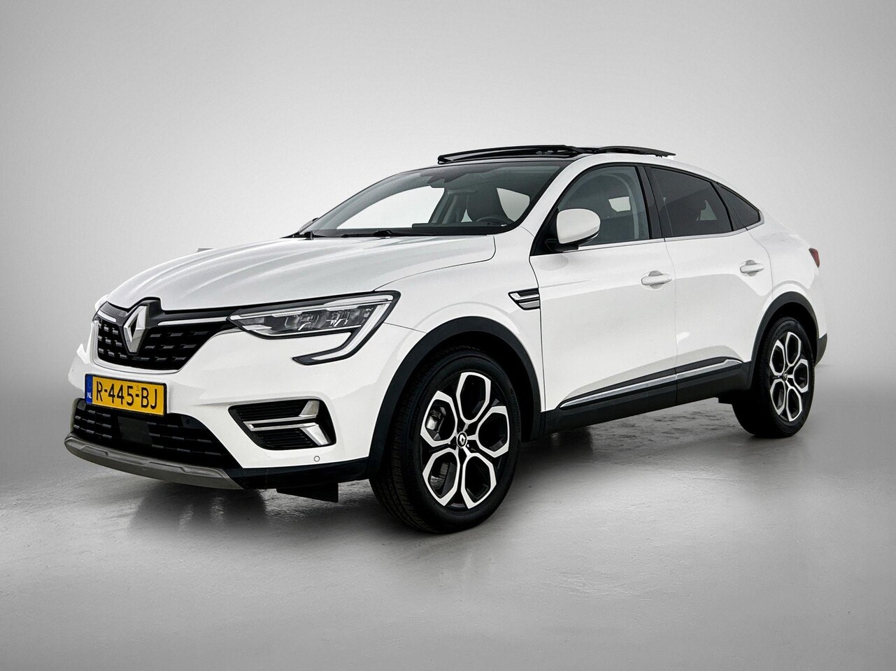 Renault Arkana - 1.6 E-Tech Hybrid 145 Intens | Automaat | Apple Carplay/Android Auto | Panoramadak | Achte - AutoWereld.nl