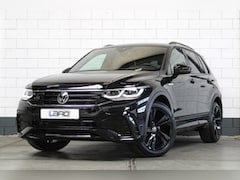 Volkswagen Tiguan - 1.5 TSI R-Line |Trekhaak IQ.Lights Camera Sfeer CarPlay Elek kofferklep