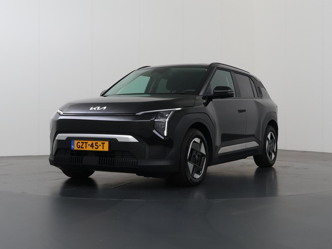 Kia EV3 - Plus 58.3 kWh | Camera | DAB | Apple CarPlay/Android Auto | Adaptieve Cruise Control | Sto - AutoWereld.nl