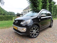 Volkswagen Up! - 1.0 cross up BlueMotion Airco Cruisecontrol Navigatie Stoelverwarming Pdc LM Velgen*Apk t/