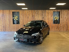 Mercedes-Benz C-klasse - 300 e AMG Line / Pano / Burmester / Camera / Sfeerverlichting / Stoelverwarming / Trekhaak