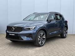 Volvo XC40 - B4 AUT7 197PK Plus Dark | Demo deal | Trekhaak semi elektrisch inklapbaar | Panoramadak |