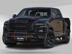 Dodge Ram Pick Up - BEAST | LIMITED 5.7 V8 HEMI | HUD | STRIPING | BREDE WIELEN | BLACK ON BLACK | LUCHTVERING