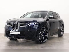 BMW iX3 - 40 eDrive M Sport / Panoramadak / Trekhaak / Parking Assistant Plus / Stoelverwarming / Mu