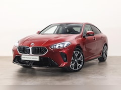 BMW 2-serie Gran Coupé - 220 M Sport Automaat / Sportstoelen / Comfort Access / Achteruitrijcamera / Adaptieve LED