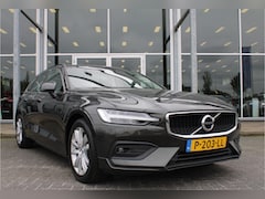Volvo V60 - B3 164PK Automaat Core | Camera | Verw. Stoel- & stuurwiel | Pilot Assist | BLIS | DAB Aud