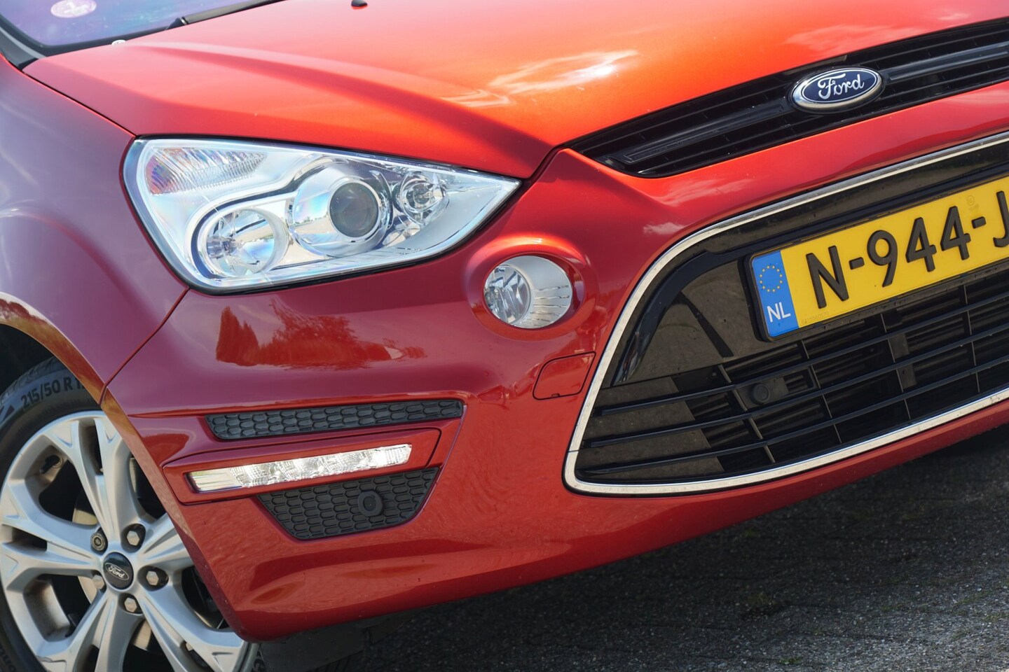 Ford S-Max - 2.0 EcoBoost S Edition Automaat | Mars Red MetalliC - AutoWereld.nl