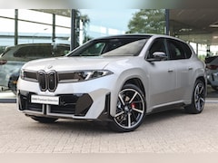 BMW iX3 - 40 eDrive M Sport / Panoramadak / Trekhaak / 3D Head-Up / Parking Assistant Plus / Adaptie