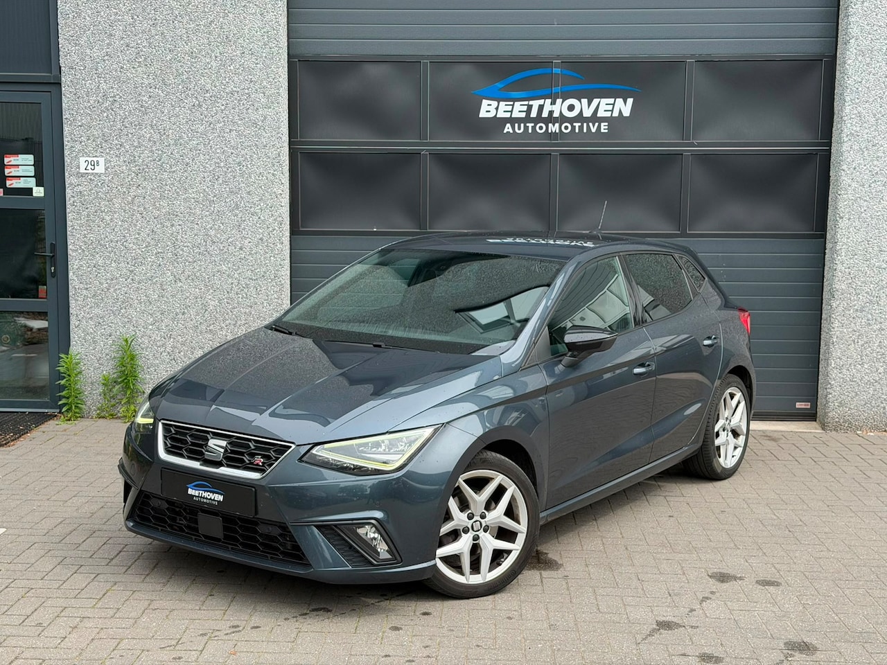 SEAT Ibiza - 1.0 TSI FR Keyless Camera Carplay - AutoWereld.nl