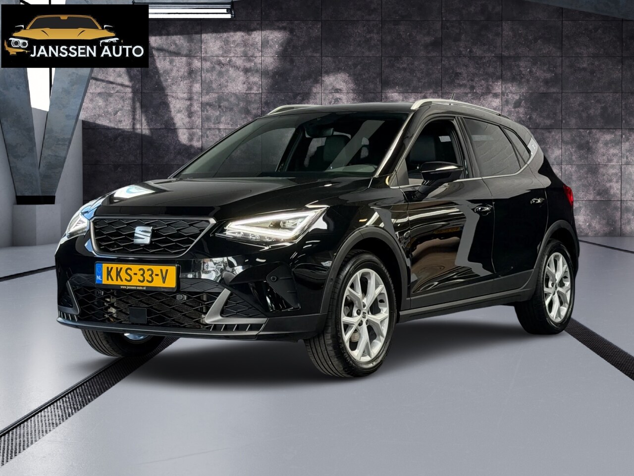 SEAT Arona - 1.0 TSI FR | DSG | Leder / Alcantara | Camera | Climate | Stoelverwarming | Virtual - AutoWereld.nl