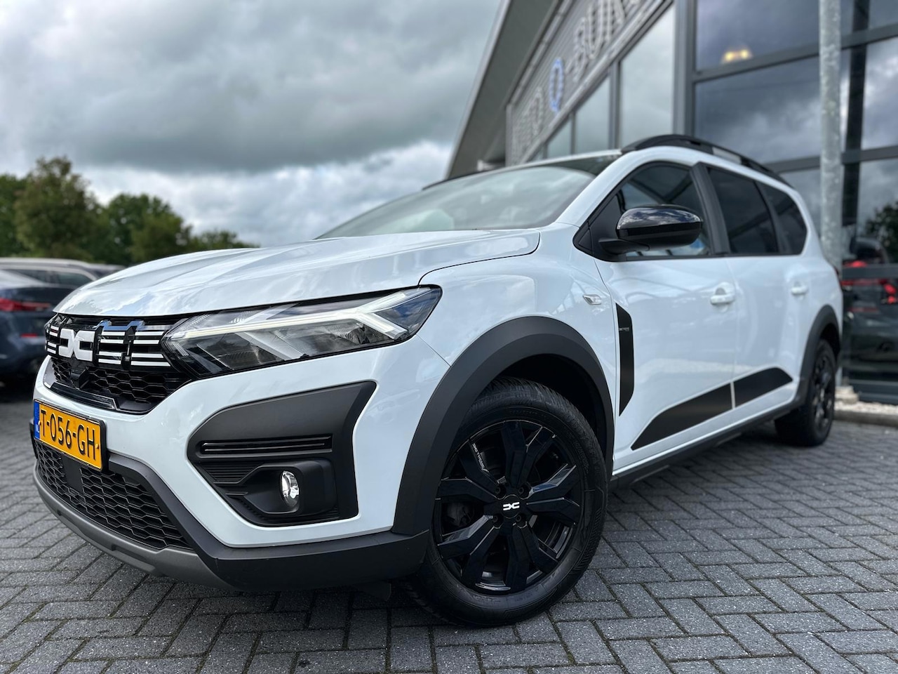Dacia Jogger - 1.0 TCe G3-LPG Extreme 7 PERSOONS | ORG.NL| NAVI | CARPLAY | PDC | CAMERA| DAB| NAP | - AutoWereld.nl