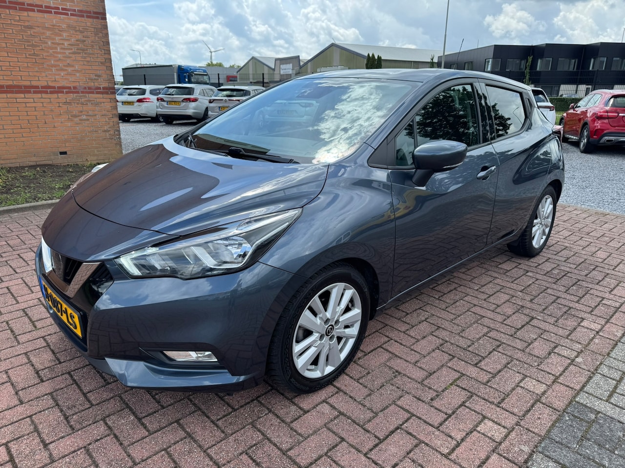 Nissan Micra - 1.0 IG-T N-Connecta 1.0 IG-T N-Connecta, Navi, PDC, Apple Carplay, Camera, - AutoWereld.nl
