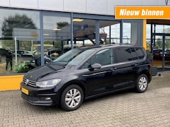Volkswagen Touran - 1.2. TSI Comfortline - 1e iegenaar/100% dealeronderhoud - Navi - camera - trekhaak