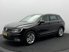 Volkswagen Tiguan - 1.4 TSI 150PK ACT Connected Series | Trekhaak 1800KG Trekgewicht | Camera | Navigatie