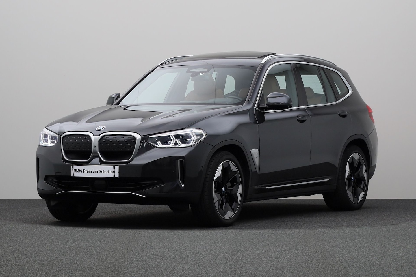 BMW iX3 - High Executive 80 kWh | Head-Up Display | Live Cockpit Professional | Comfort Access | Dri - AutoWereld.nl