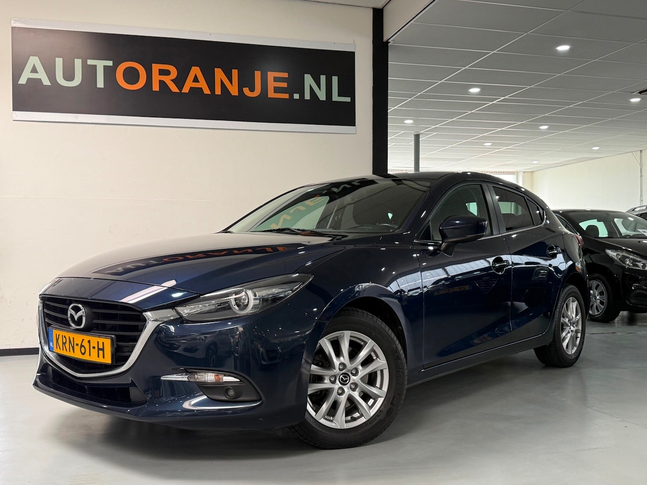 Mazda 3 - 2.0 SkyActiv-G 120 SkyLease-Navi-Cruise-Xenon-PDC-LMV-Nette Staat!! - AutoWereld.nl