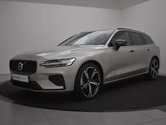Volvo V60 - T6 PLUG-IN HYBRID PLUS DARK 19INCH HARMAN KARDON SCHUIFDAK
