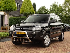 Hyundai Tucson - 2.0i Style|Trekhaak|Bullbar|Camera|All Wheater| APK 25-2-2027