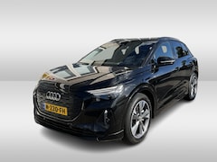 Audi Q4 e-tron - 40 Launch edition S Competition 77 kWh / SOH 90%/ AUTOMAAT/ 2X S-LINE/ CLIMA/ STOELVERWARM