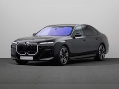 BMW 7-serie - 750e xDrive | M-sport Pro. | Iconic Glow nierengrille | Stoelventilatie | Massagestoelen |