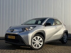 Toyota Aygo X - 1.0 VVT-i MT Play NL Auto Dealer Onderhouden Carplay Adpt Cruise