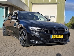 BMW 3-serie Touring - 330e, Parkeer Assistent 19" Lm Camera Zondag OPEN