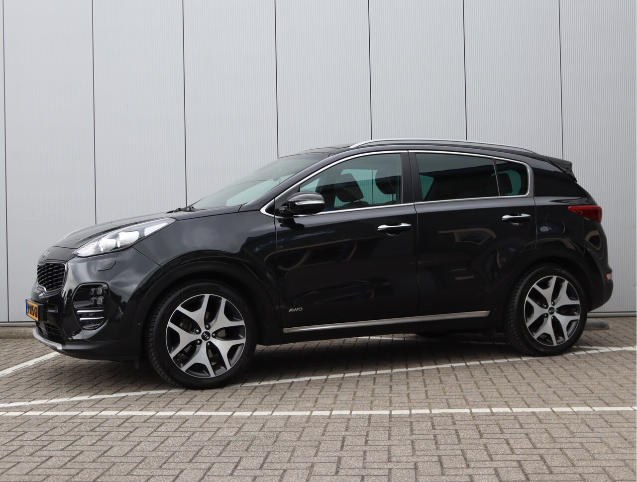 Kia Sportage - 1.6 T-GDI 4WD GT-Line | Trekhaak | Pano | Leder | Camera | JBL - AutoWereld.nl