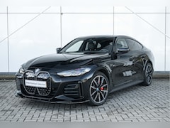 BMW i4 - eDrive40 M Sport / Harman Kardon / Stoelverwarming / Getint glas / Live Cockpit Plus