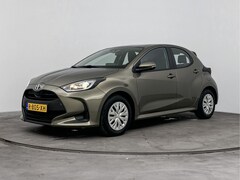 Toyota Yaris - 1.5 Hybrid Active Automaat | Parkeersensoren | Apple Carplay/Android Auto | Achteruitrijca