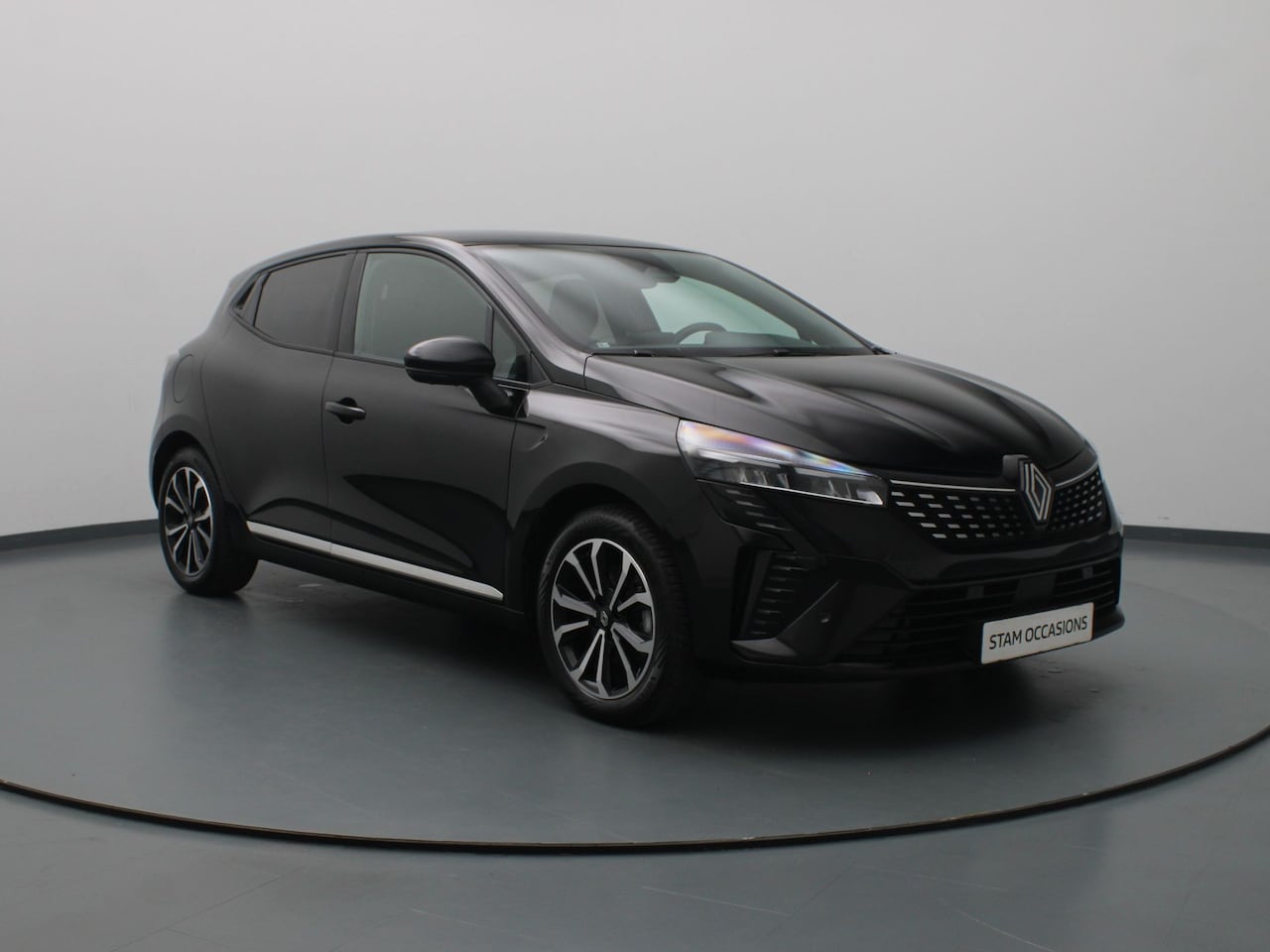 Renault Clio - 145pk E-Tech Full Hybrid techno 360° Camera | Stoel-/stuurverw. - AutoWereld.nl