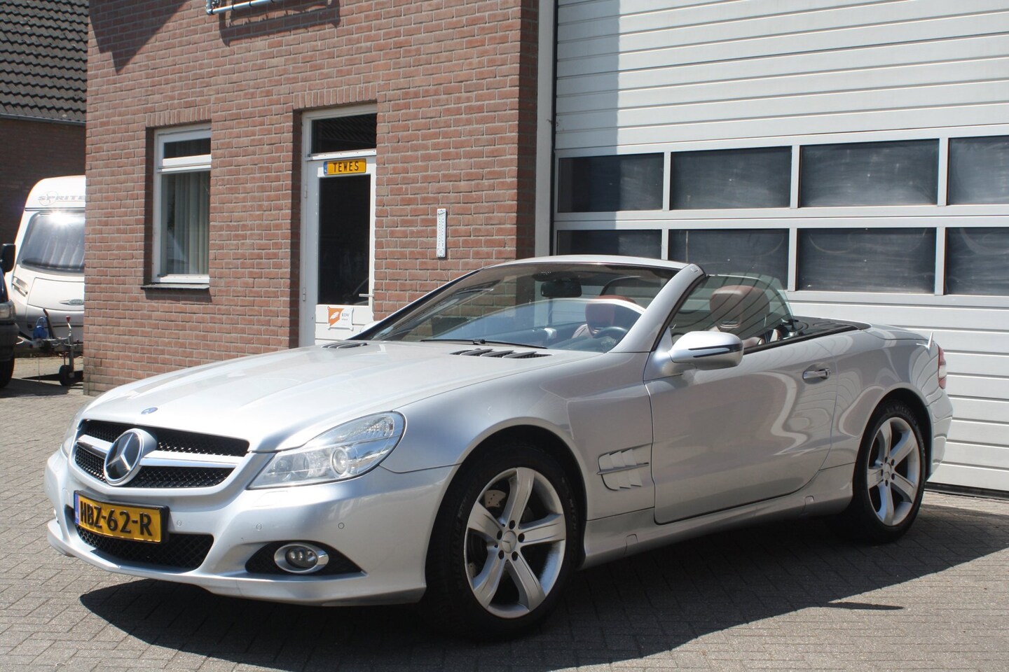 Mercedes-Benz SL-klasse Cabrio - 350 Stoelverwarming, Stoelverkoeling, Parkeer sensoren voor en achter, xenon, nek verwarmi - AutoWereld.nl