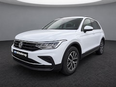 Volkswagen Tiguan - 1.4 TSI eHybrid DSG Life / Adaptieve cruise control / Achteruitrij camera / 17'' LMV