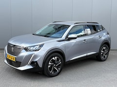 Peugeot 2008 - 1.2 PureT. 130PK Allure Gr.-Navigatie/Camera/Cruise-control/Carplay-android