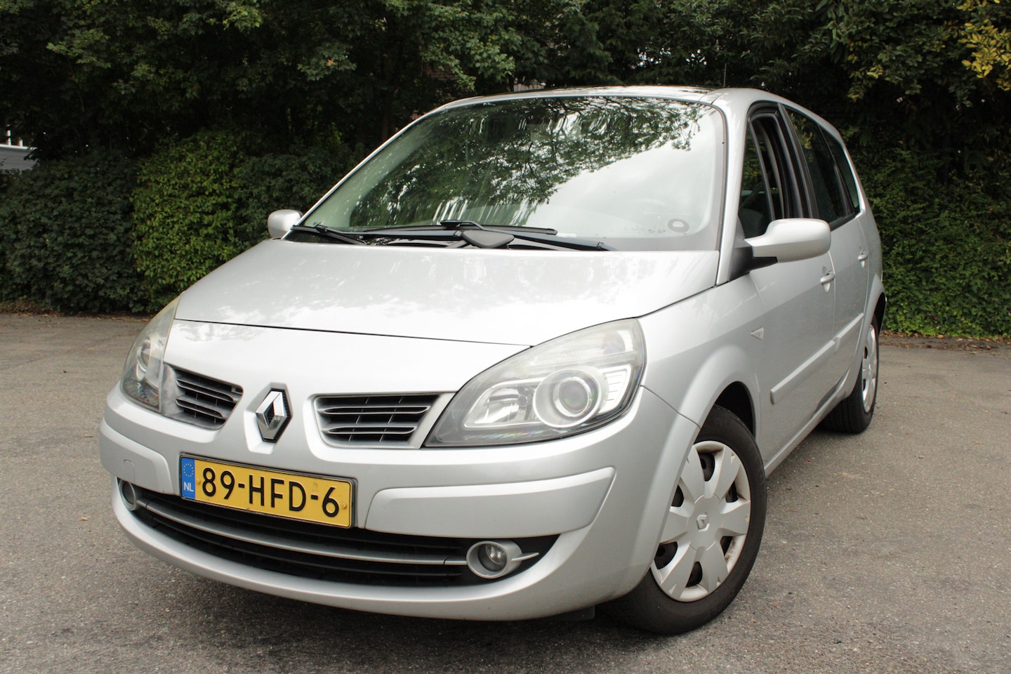 Renault Grand Scénic - 1.6-16V Business Line 7p. 1.6-16V Business Line 7p. - AutoWereld.nl