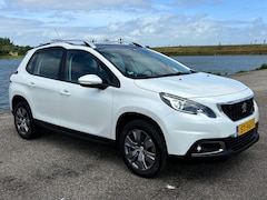Peugeot 2008 - 1.2 PureTech Blue Lion/Pano/Airco/Nap/Led