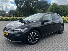 Volkswagen Golf - 1.0 TSI Life Business | Digital dashboard | Cruise control | Climate control | Stoelverwar