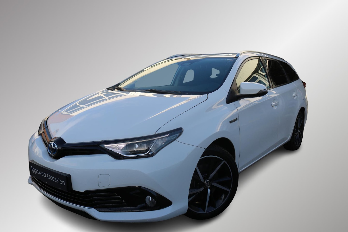 Toyota Auris Touring Sports - 1.8 Hybrid Dynamic Limited, 17 Inch velgen Stoelverwarming, - AutoWereld.nl