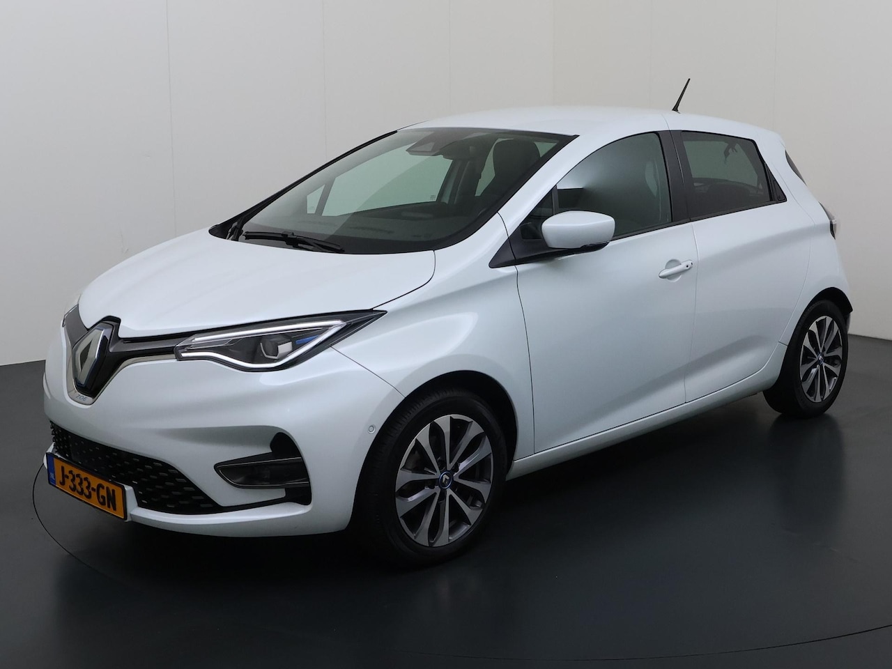 Renault Zoe - R135 Intens 52 kWh (ex Accu) | Trekhaak | Camera | Navigatie - AutoWereld.nl