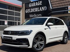 Volkswagen Tiguan - 1.5 TSI R-Line | Virtual-Cockpit | Trekhaak | Acc | Bi-Xenon | Full-Led | Climate | Full-o