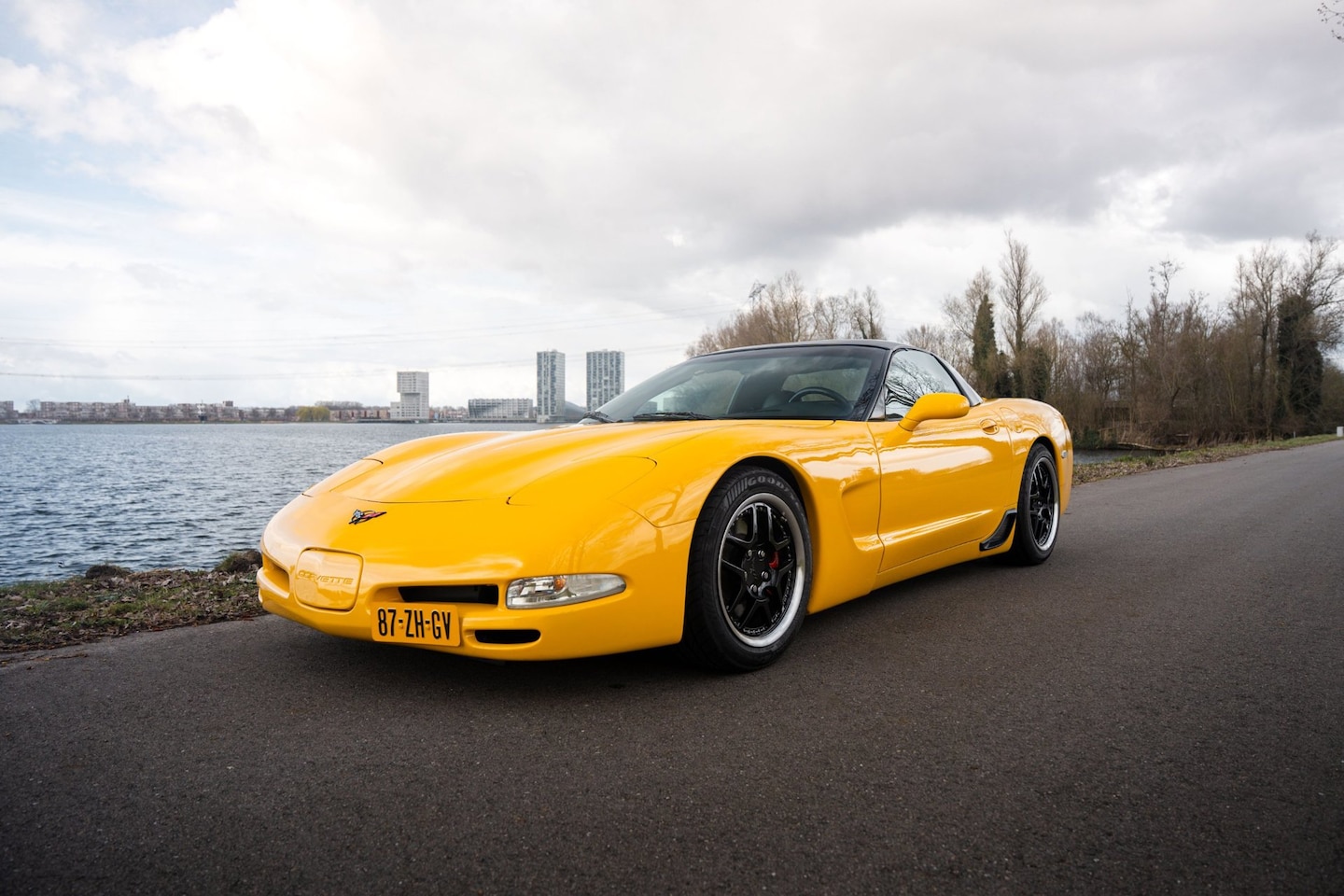 Chevrolet Corvette Convertible - USA C5 50th Anniversary 5.7 - AutoWereld.nl