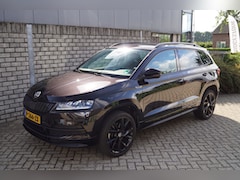 Skoda Karoq - 1.5 TSI ACT Sportline Business Autom Sportst Stoel/Stuurverw Navi Camera Clima Adaptieve C