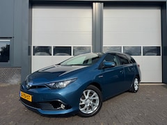 Toyota Auris - 1.8 Hybrid Executive Keyless Parkeercamera