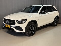 Mercedes-Benz GLC-klasse - 300e 4MATIC AMG Line 19"/Luchtvering/Matrix LED/Keyless/Memory + stoelverwarming/Sfeerverl