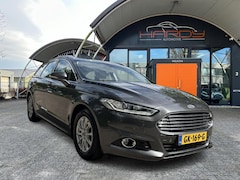 Ford Mondeo Wagon - 1.5 Titanium Dealer onderhouden Trekhaak NL Auto Rijklaarprijs